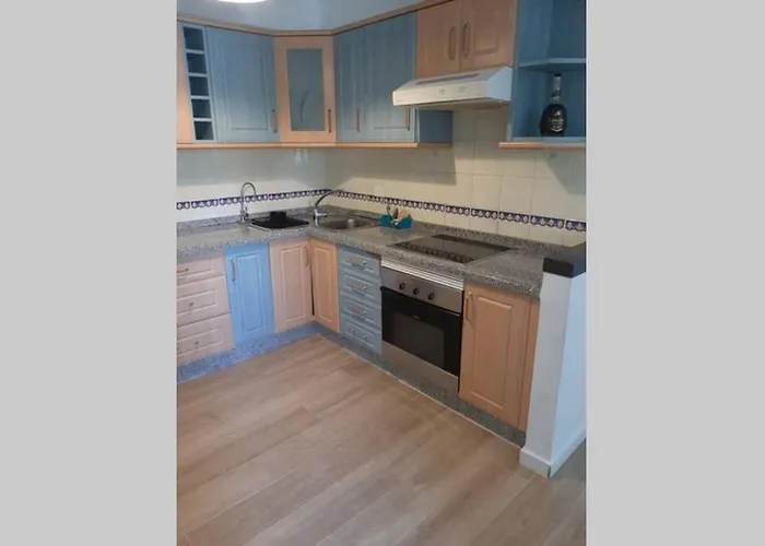 Gran Piso En アデヘ